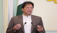 Pakistan PM Imran Khan tests Covid-19 po...